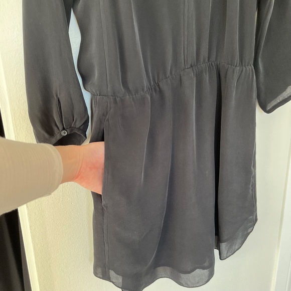 Aritzia Babaton⎜CUTOUT NECKLINE SILK MINI DRESS⎜SANDWASHED BLACK - Picture 10 of 16